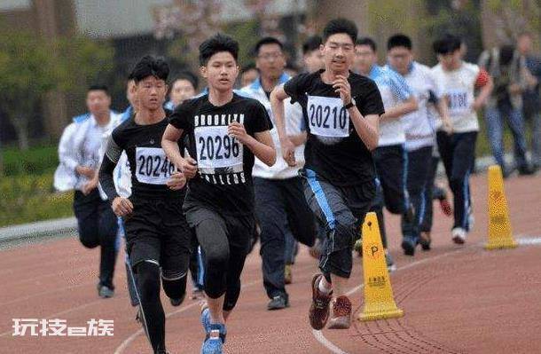 中考1000米跑步技巧和动作要领(千米跑步成绩训练方法)-图片7